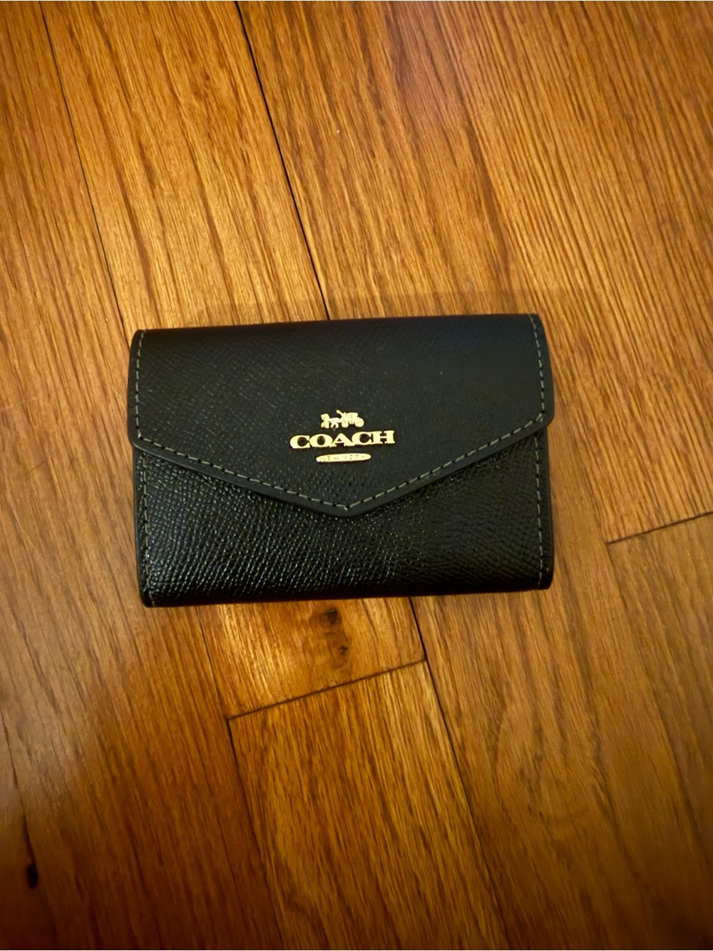 NWT COACH CARD HOLDER
